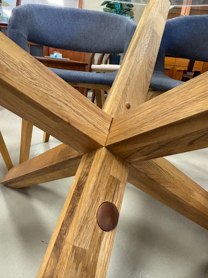 Table & Chairs
