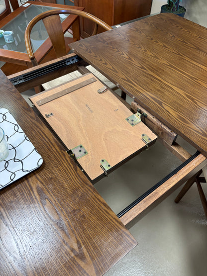 Table & Chairs