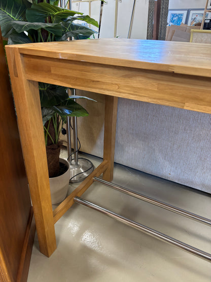 Bar Table & Stools
