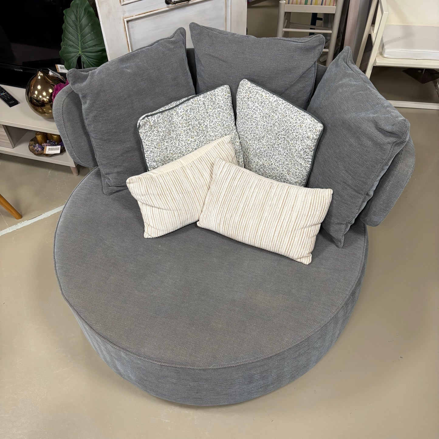 Swivel Chair
