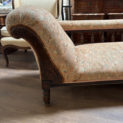 Chaise Longue