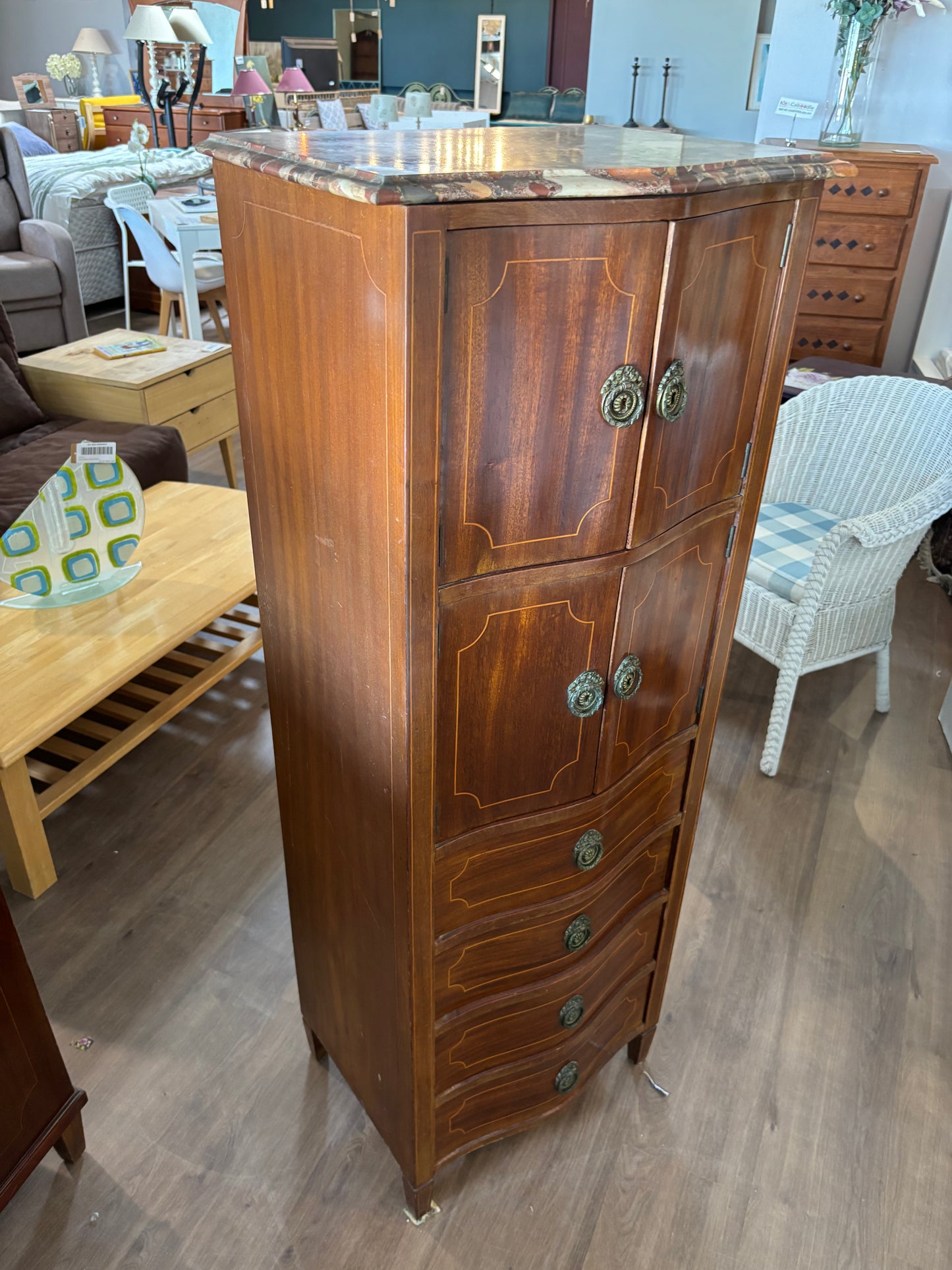 Cupboard / Tall Boy