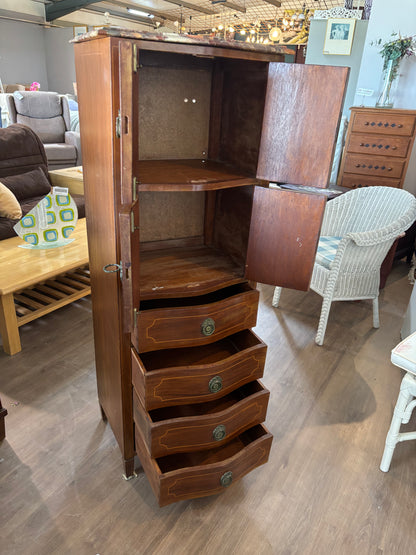 Cupboard / Tall Boy