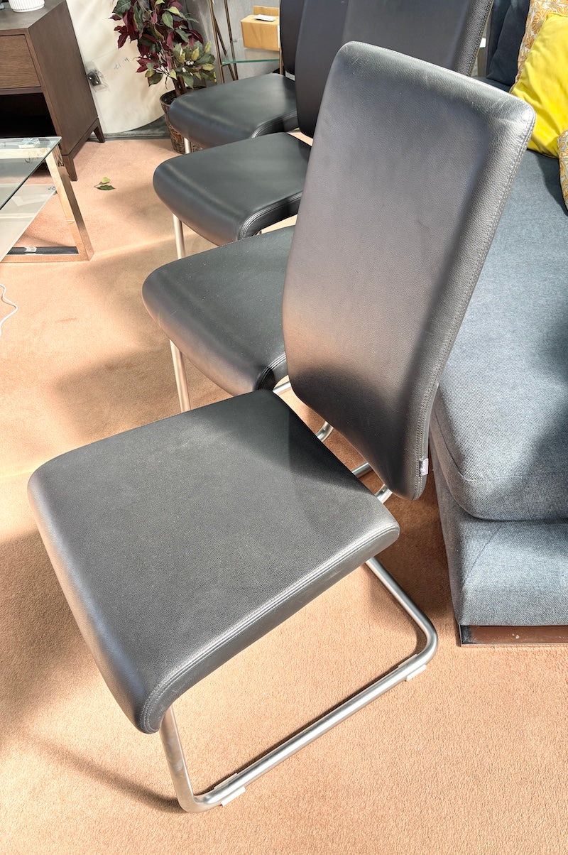 4 Dining Chairs