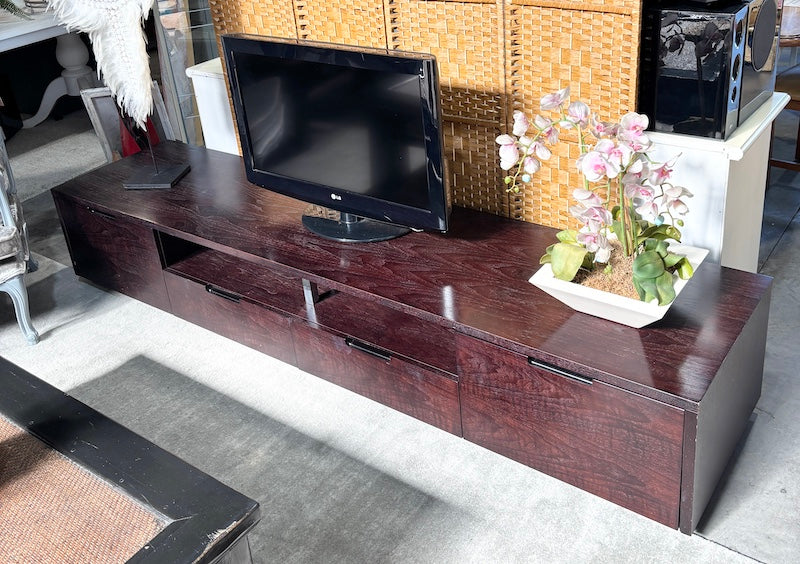 Media Unit
