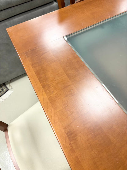 Table & Chairs