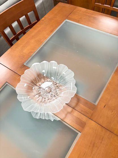 Table & Chairs