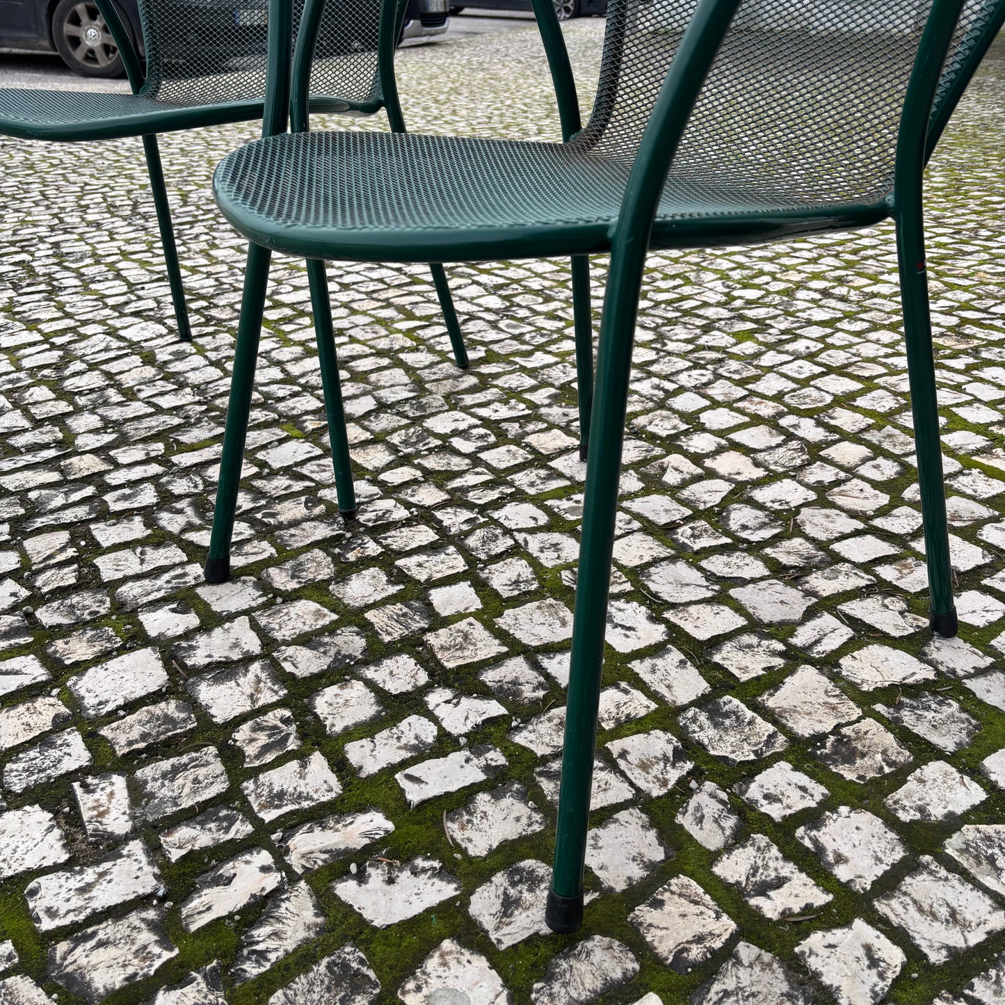 Chairs x4