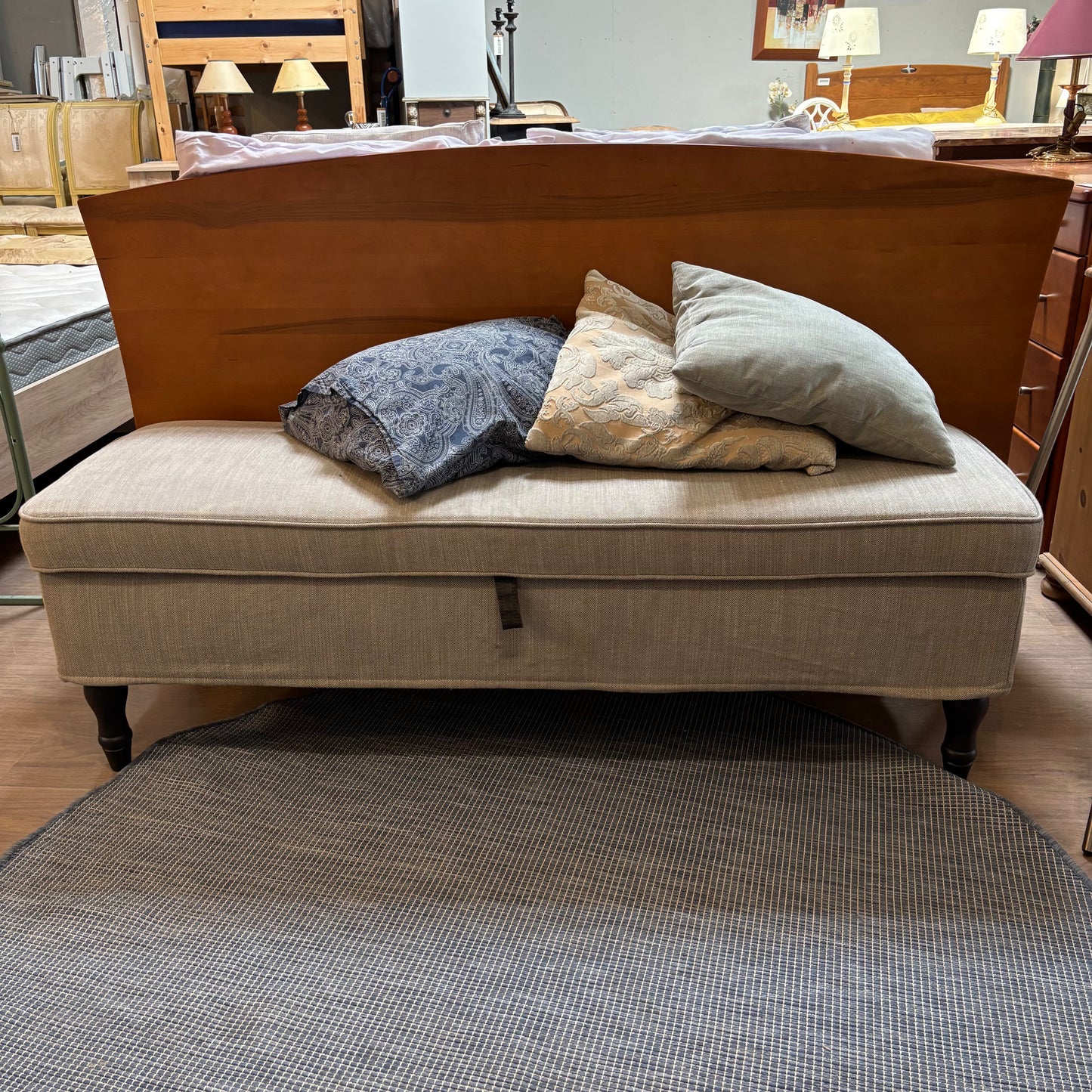 Ottoman Bench