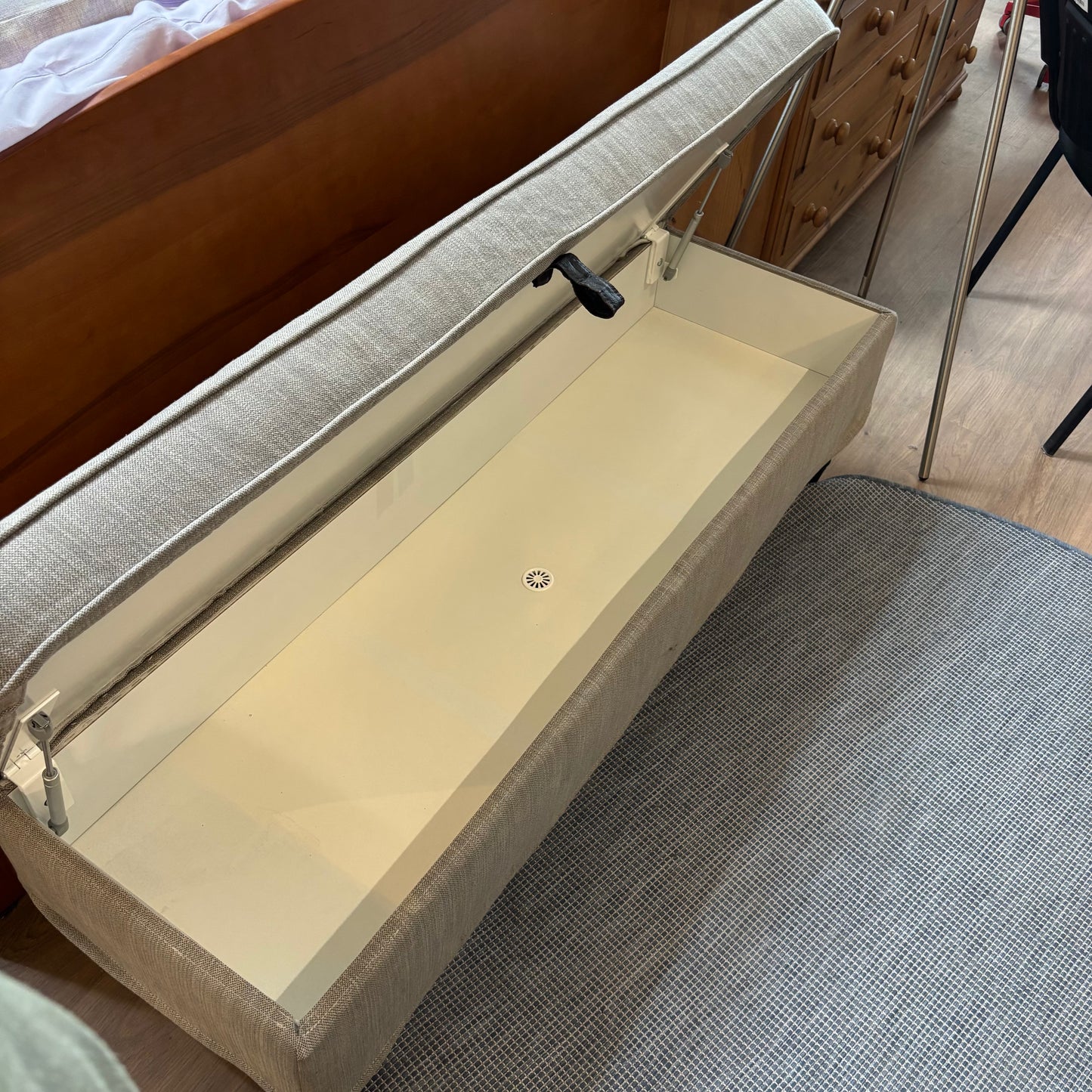 Ottoman Bench