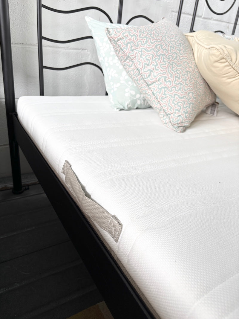 Double Bed