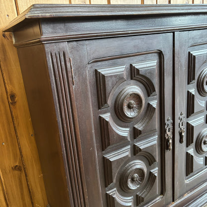 Sideboard
