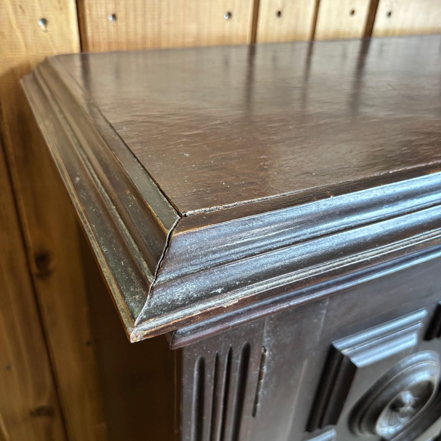 Sideboard