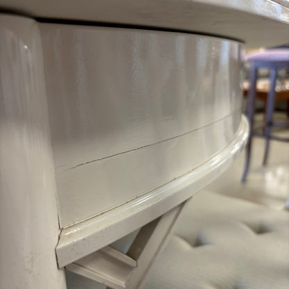 Mesa e cadeiras