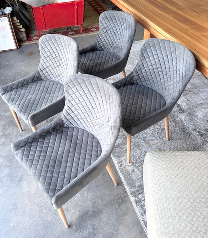4 Chairs