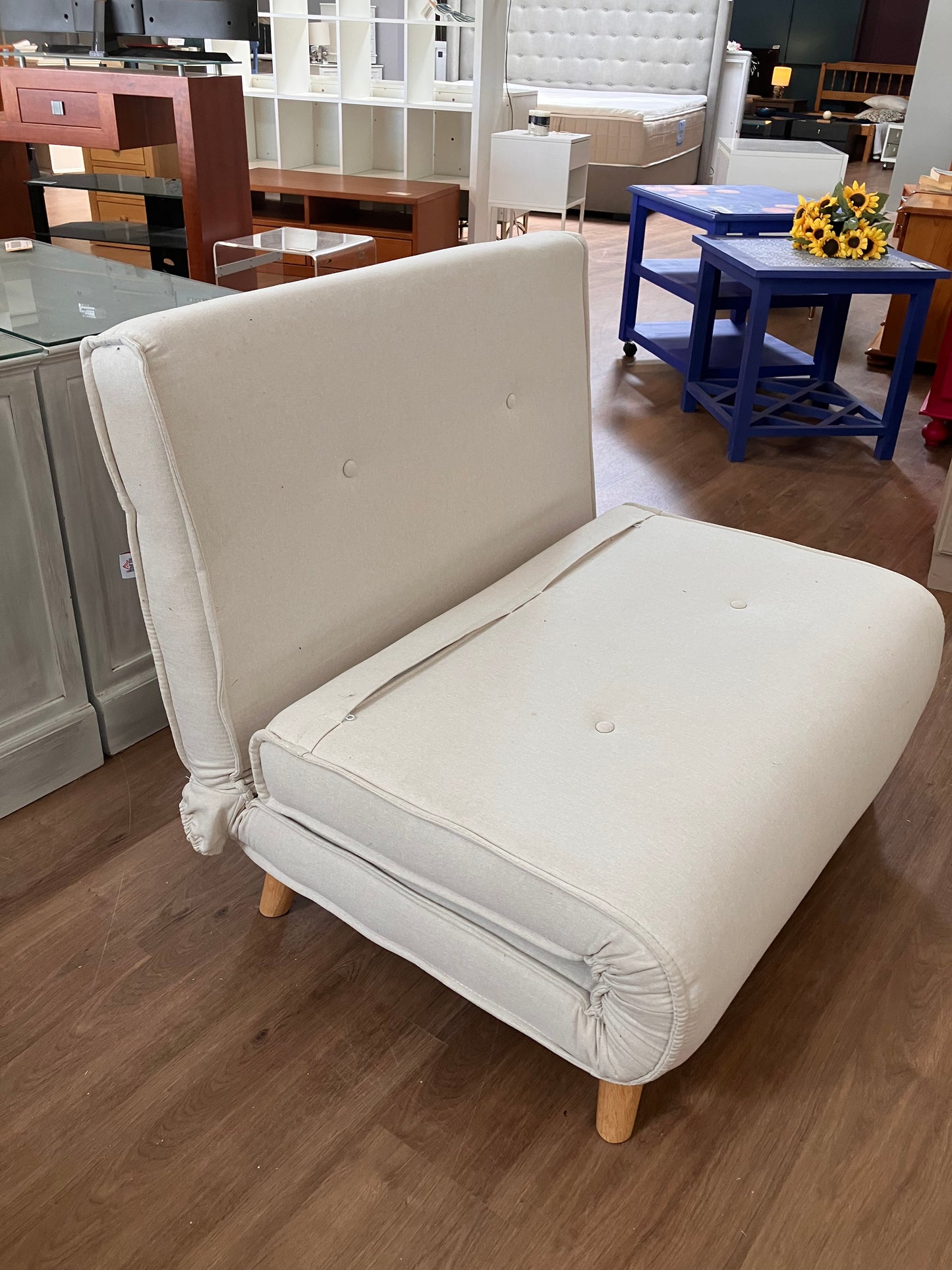 Chair / Bed