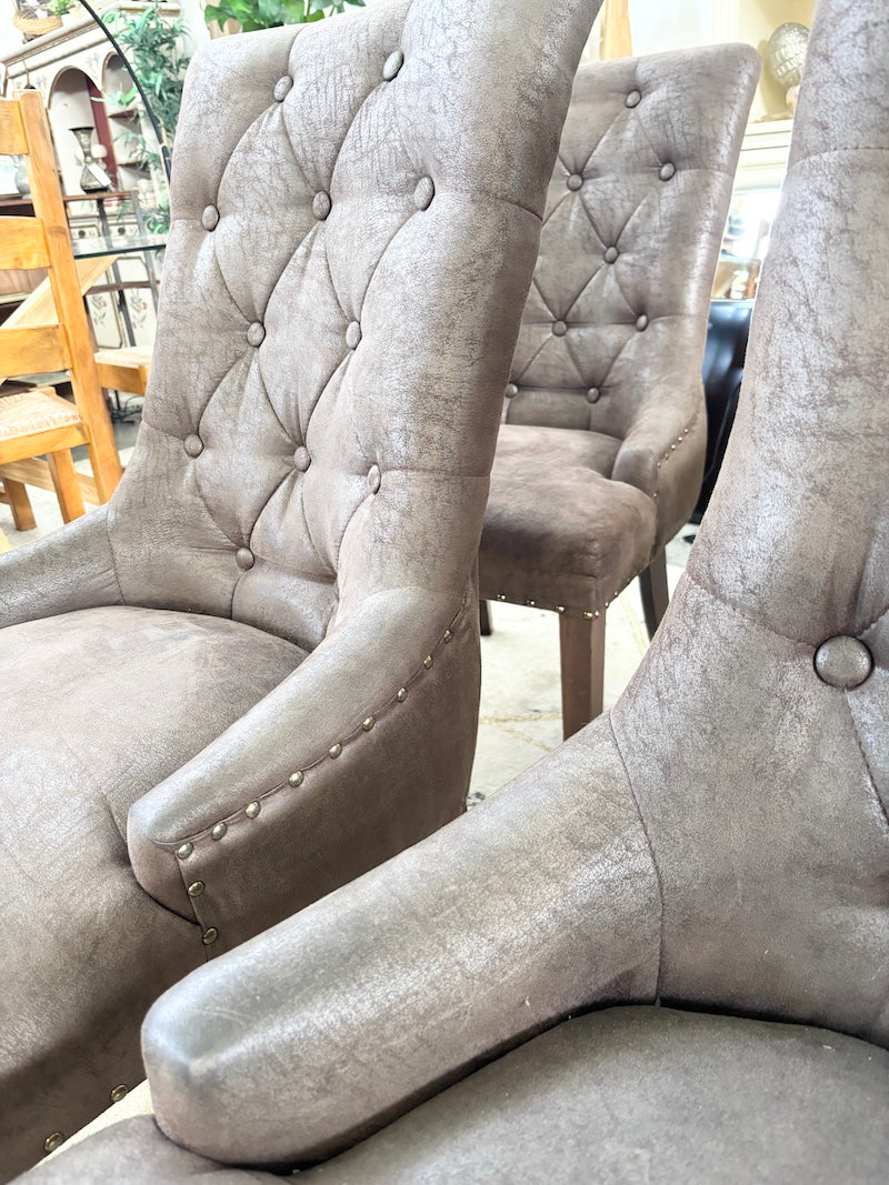 4 Chairs