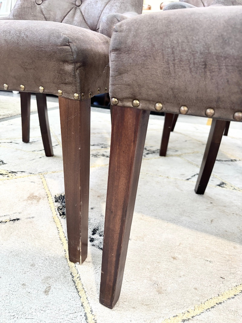 4 Chairs