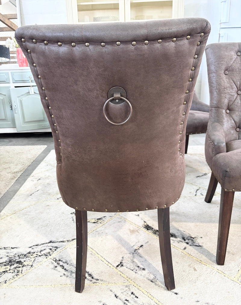 4 Chairs