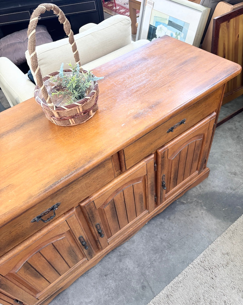 Sideboard