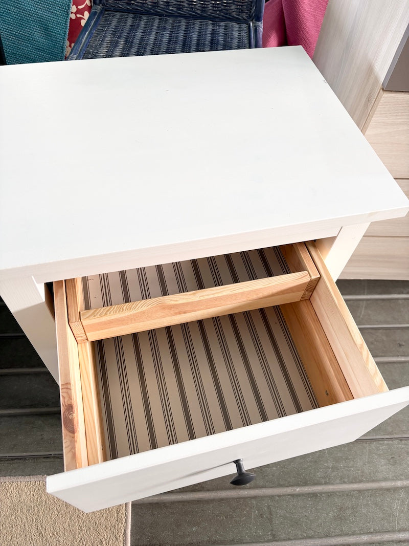Mesa de cabeceira