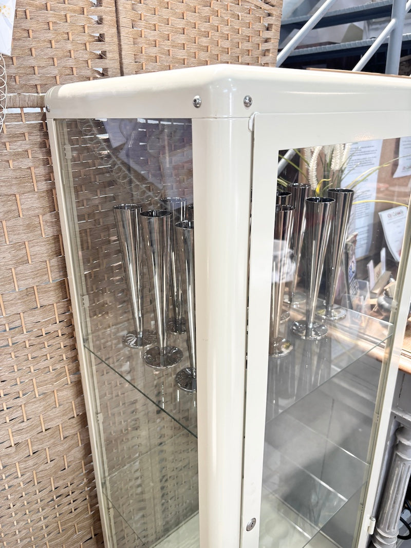 Vitrine