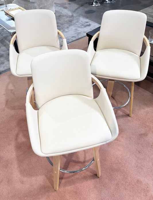 3 Bar Stools