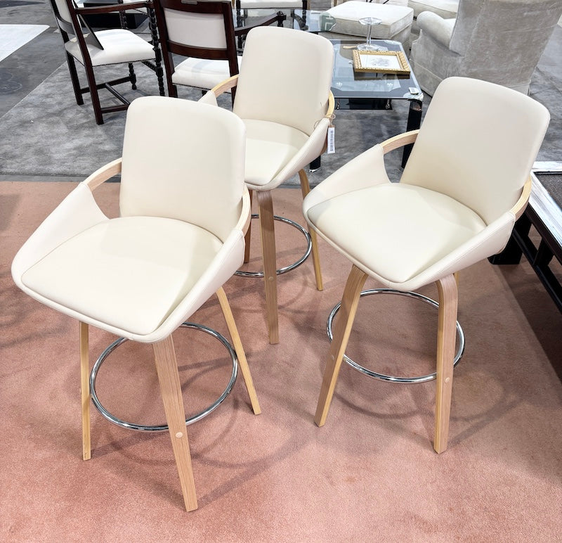 3 Bar Stools