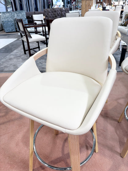 3 Bar Stools