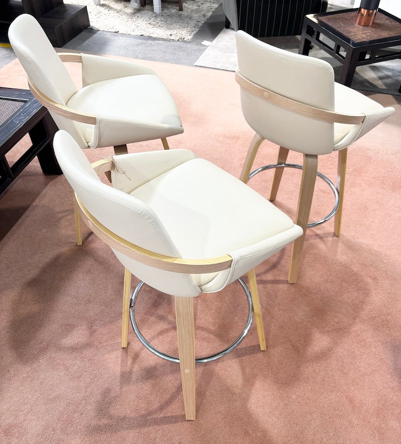 3 Bar Stools