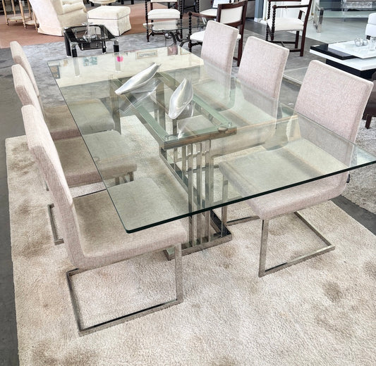 Table & Chairs