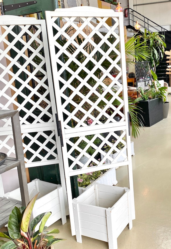 Jardineira com Treliça