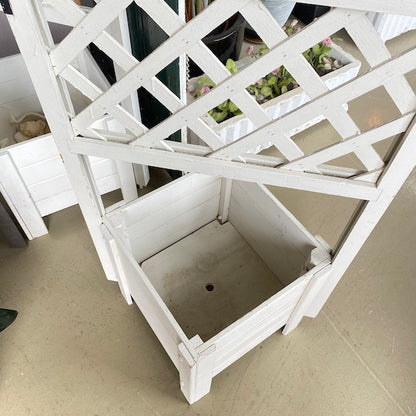 Jardineira com Treliça