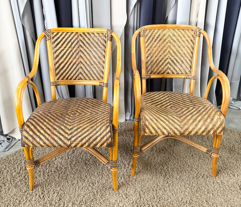 2 Chairs