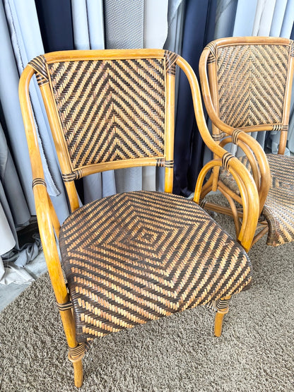 2 Chairs