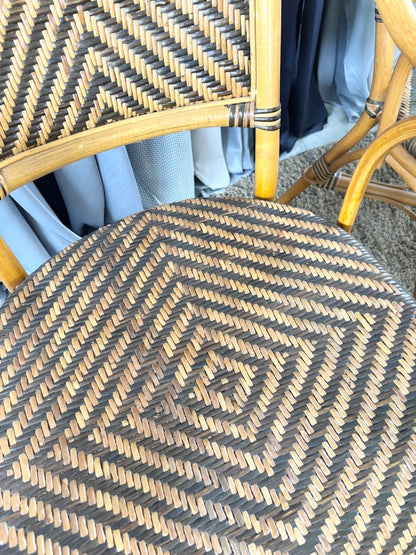2 Chairs