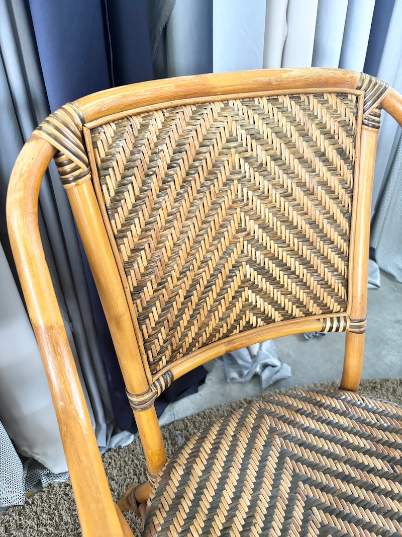 2 Chairs