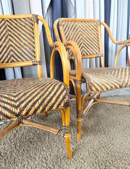 2 Chairs