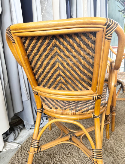 2 Chairs