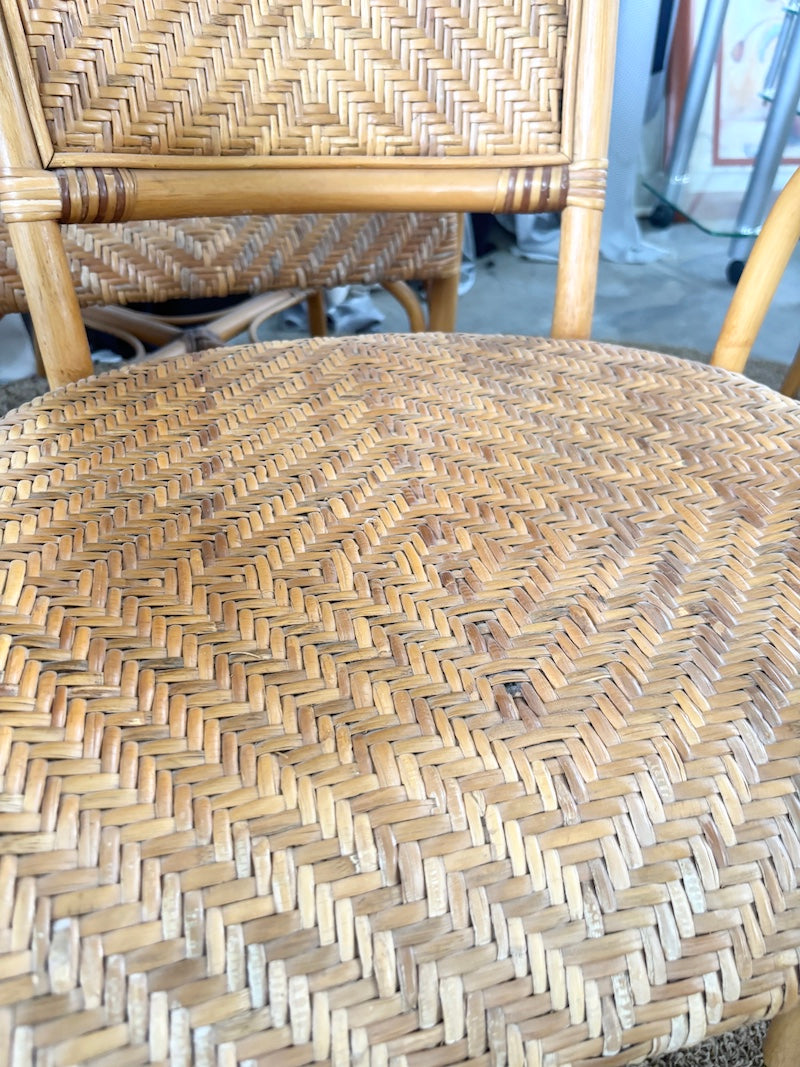 4 Chairs
