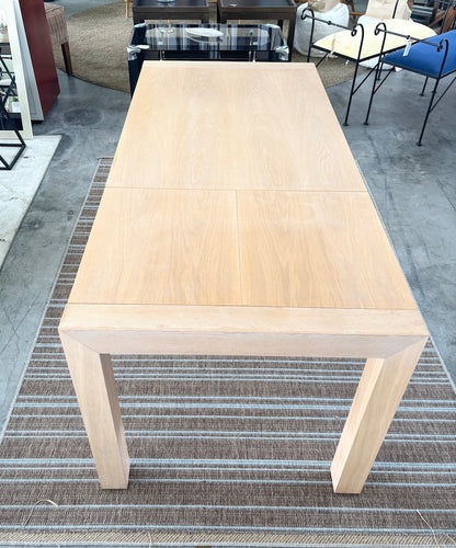 Extandable Table