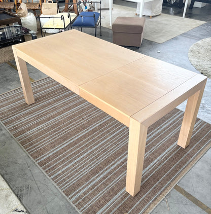 Extandable Table