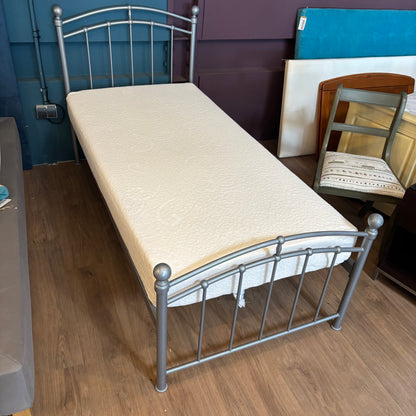 Cama de solteiro