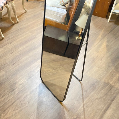 Espelho de corpo inteiro