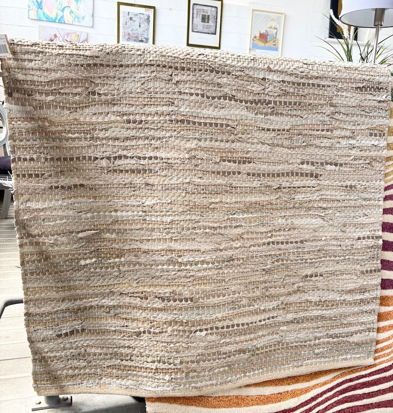 Rug