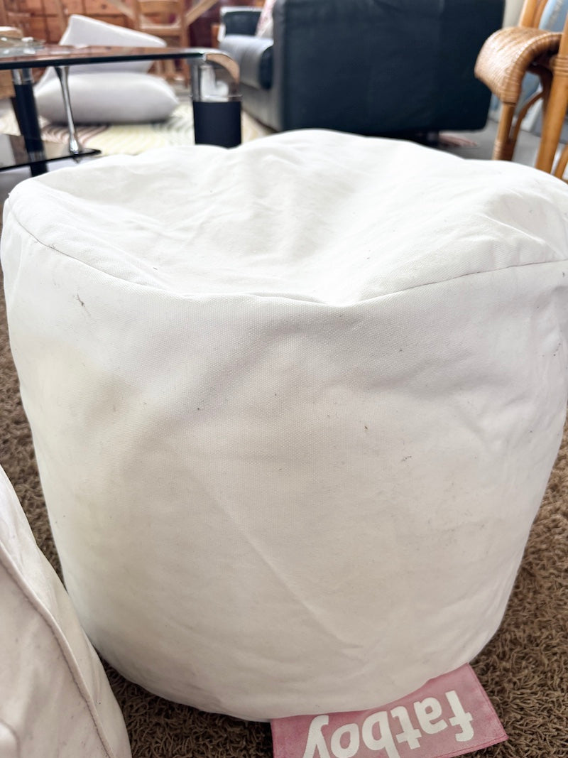 2 Poufs