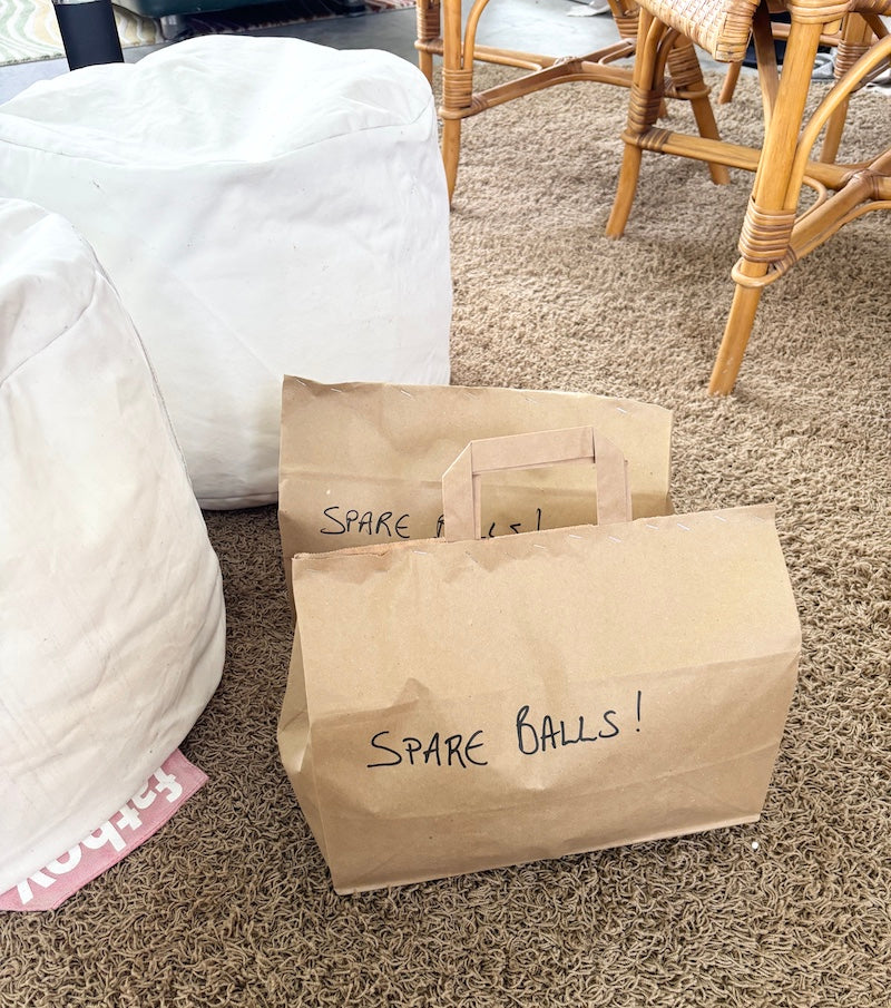 2 Poufs