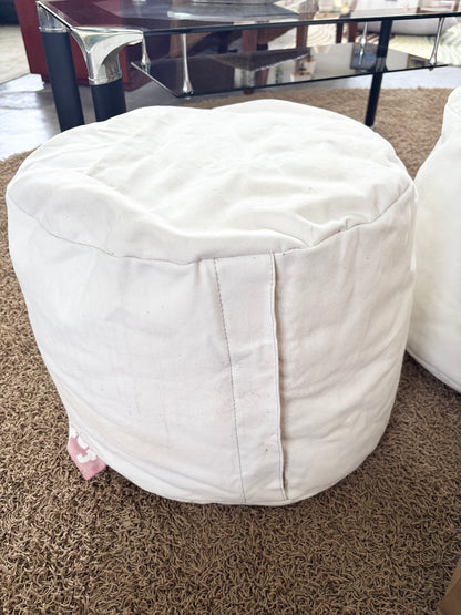 2 Poufs