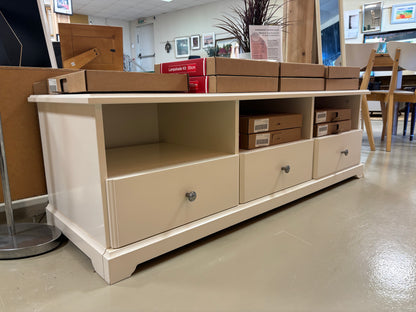 Media Unit
