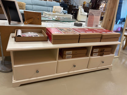 Media Unit